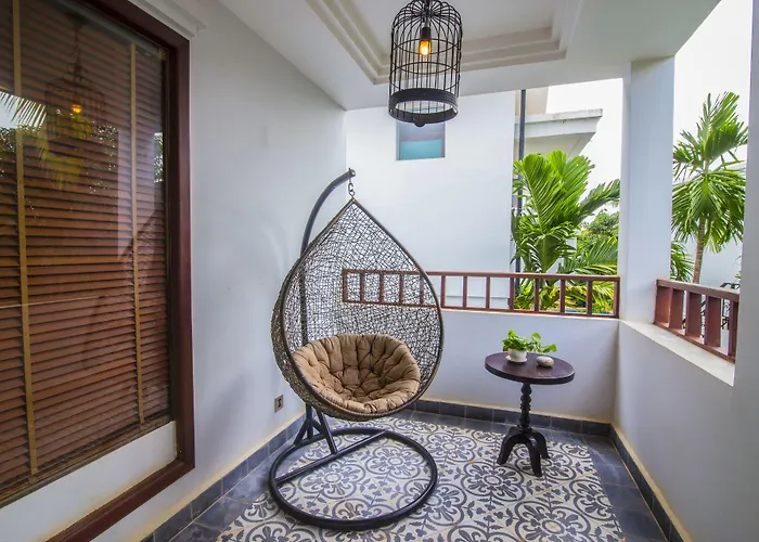 Mane History Lovers Hotel 5*