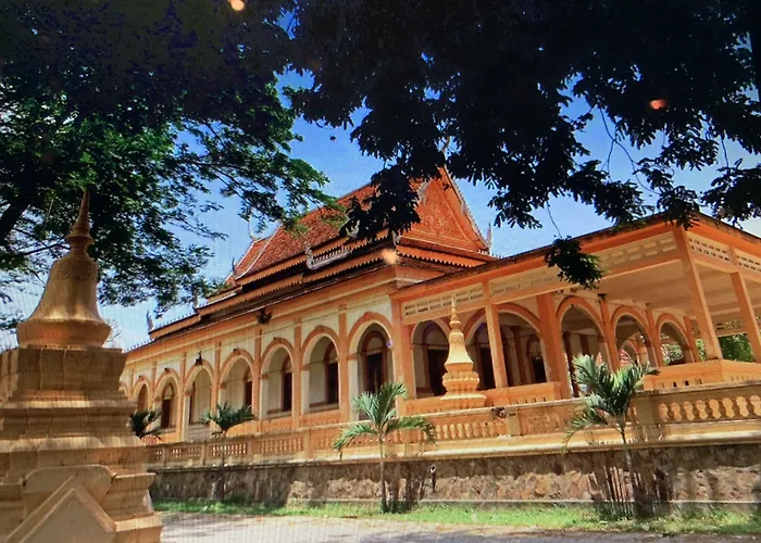 Mane History Lovers Siem Reap